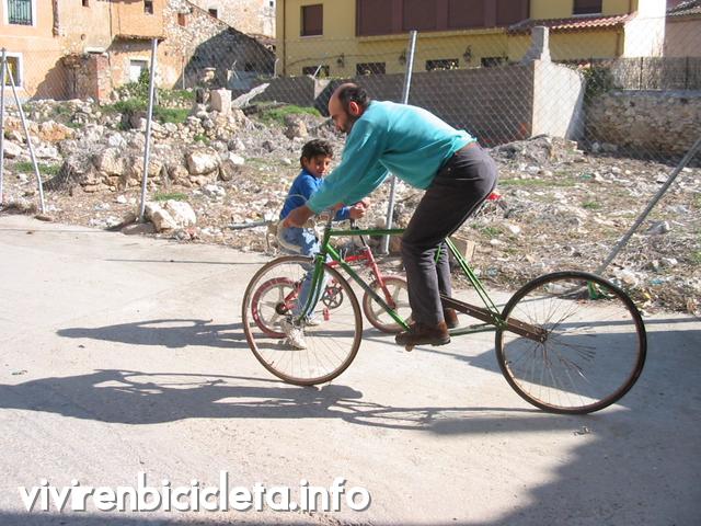 Bici sin  pedales de rueda excéntrica